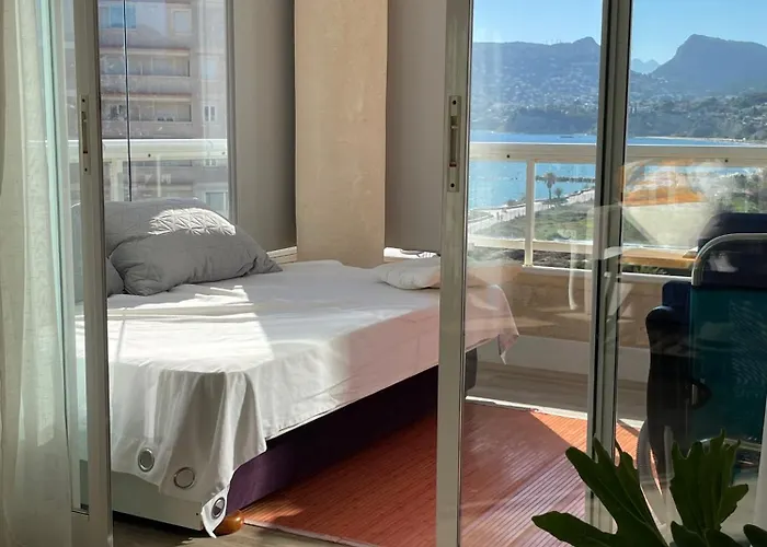 Atico Playa Arenal Κάλπε